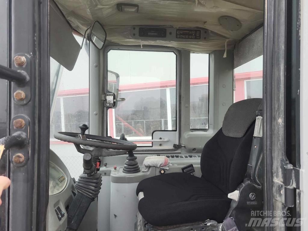 Hyundai HL 740-7 A 輪胎式裝載機