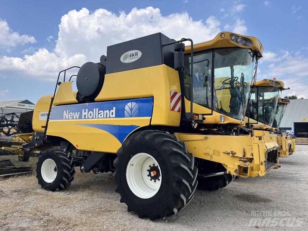 New Holland CSX 7080 聯合收穫機