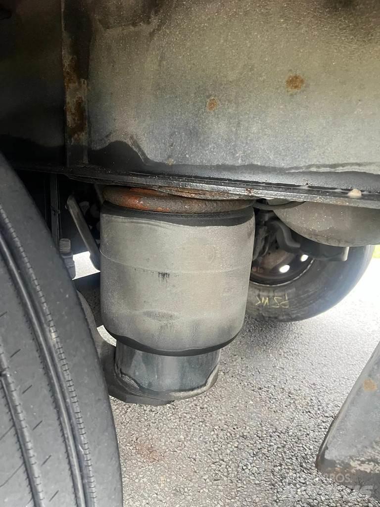 Meusburger MPS-3 篷布半拖車