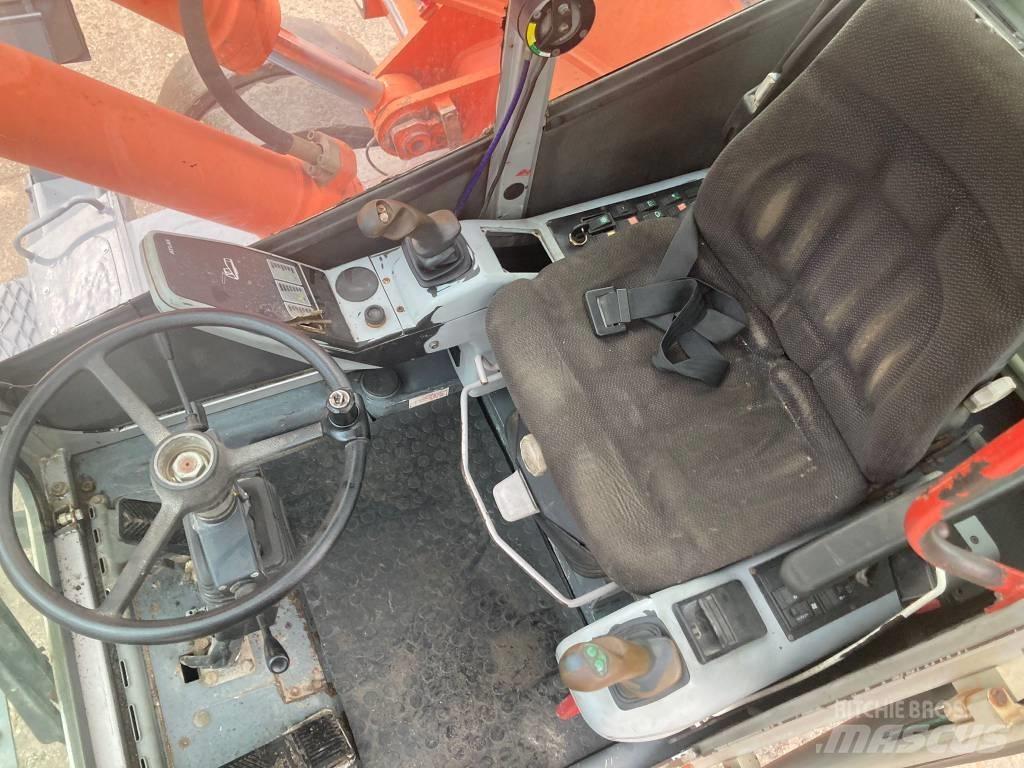 Atlas 1604 廢棄物/工業用操作車