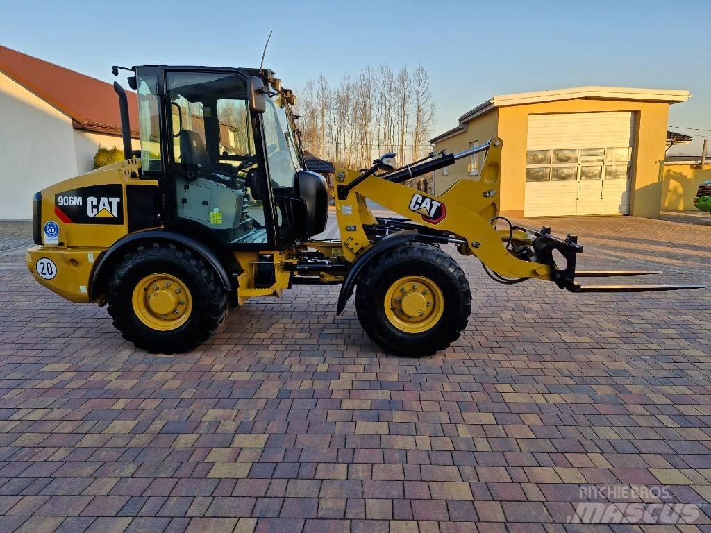 CAT 906 M 輪胎式裝載機