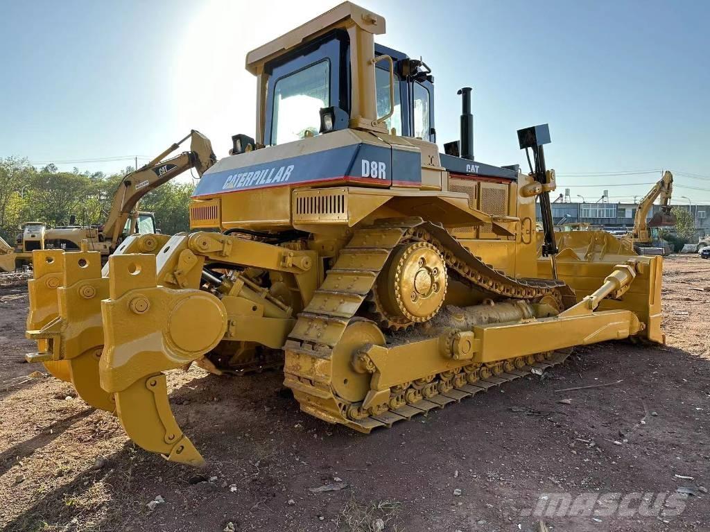 CAT D8R 履帶推土機