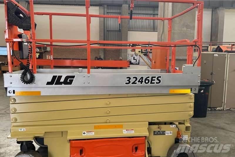 JLG 2014 JLG 3246 剪式升降機