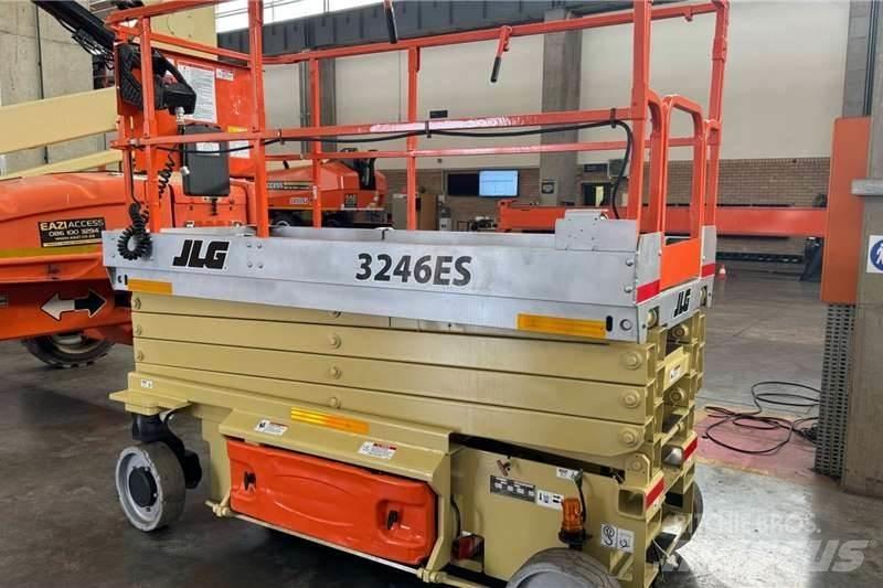 JLG 2014 JLG 3246 剪式升降機