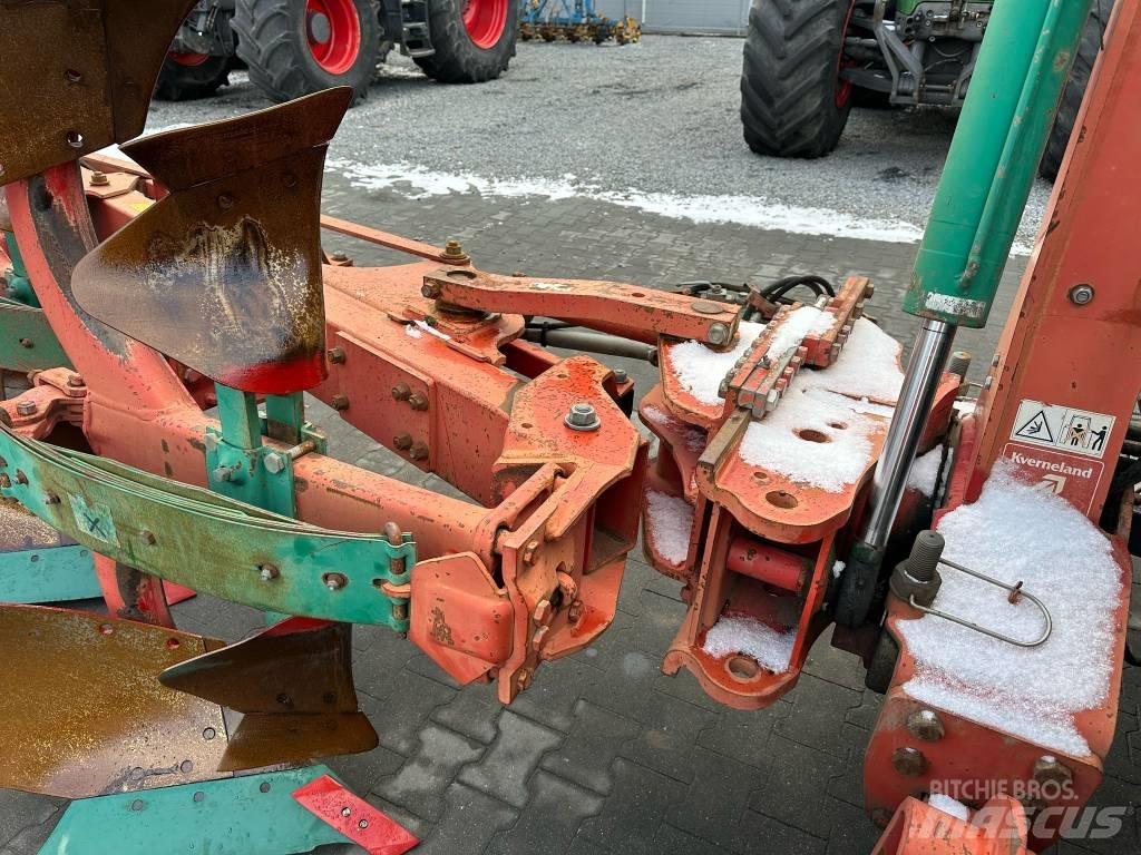 Kverneland EG100 傳統犁