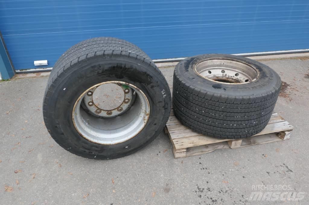 Michelin 495/45R22,5 輪胎、車輪和輪圈