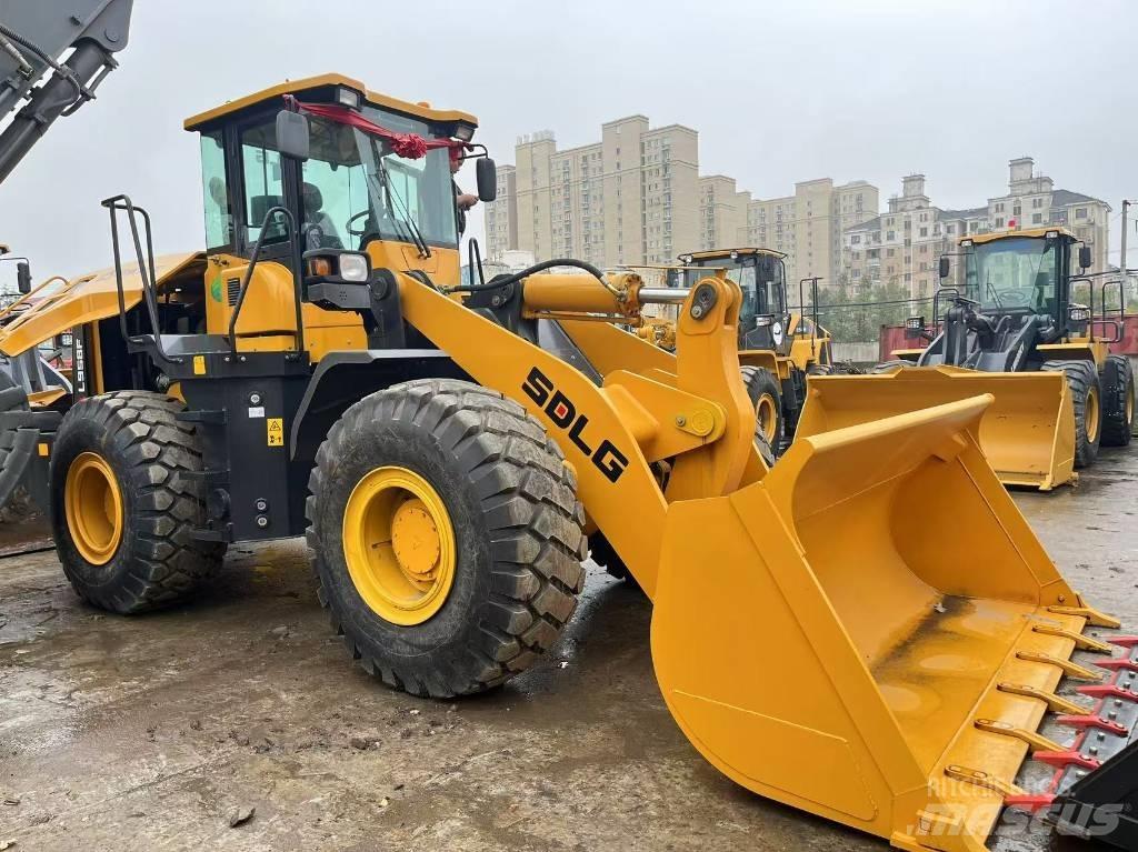 SDLG LG 958 F 輪胎式裝載機