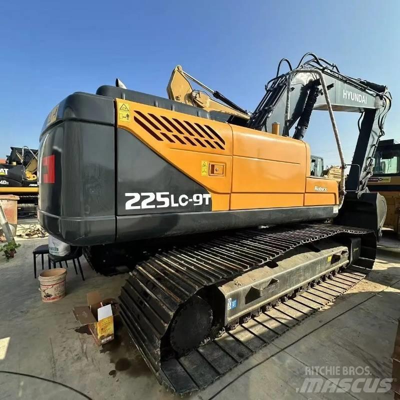 Hyundai R225 履帶式 挖土機/掘鑿機/挖掘機