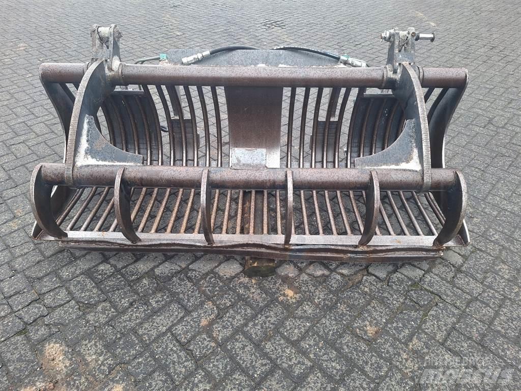 Volvo BM L 30 動物進料機