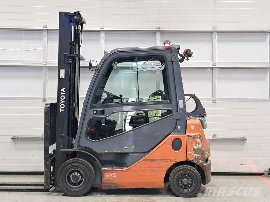 Toyota 02-8FGF18 液化石油氣LPG卡車