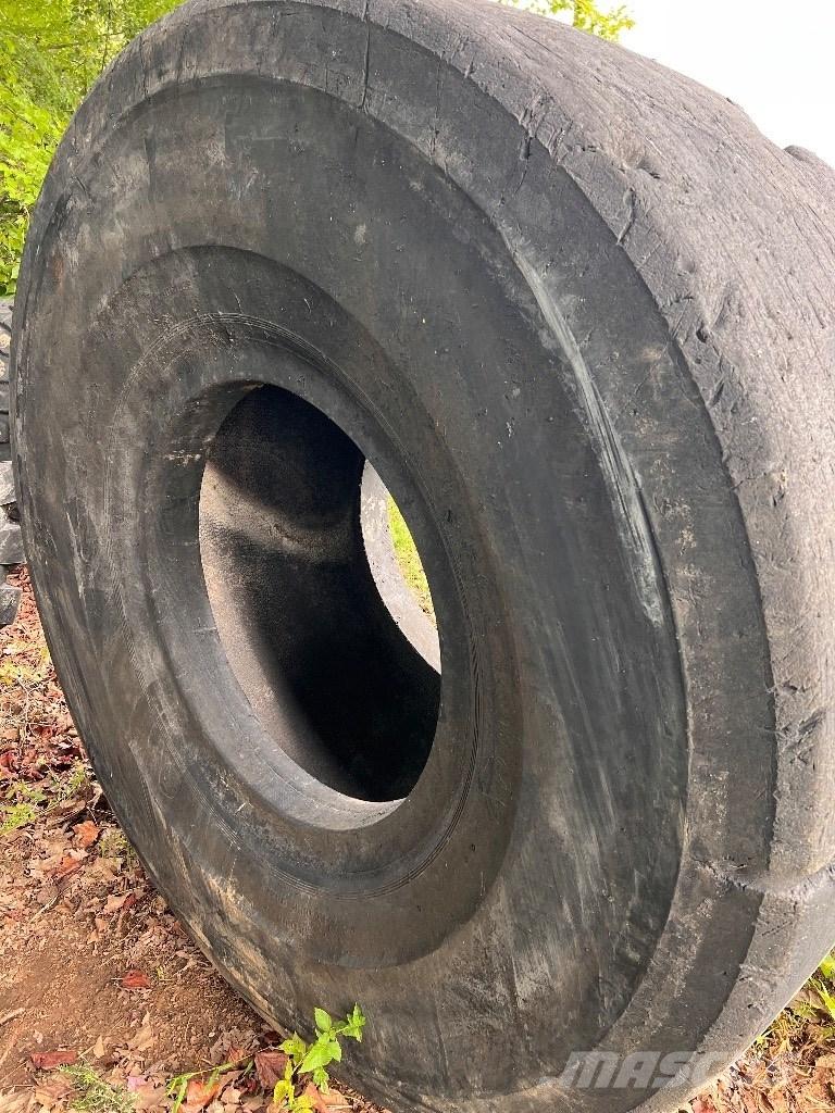  65/35X33 Firestone 輪胎、車輪和輪圈