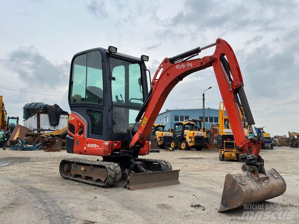 Kubota KX 019-4 小型挖土機/掘鑿機<7t(小型挖掘機)