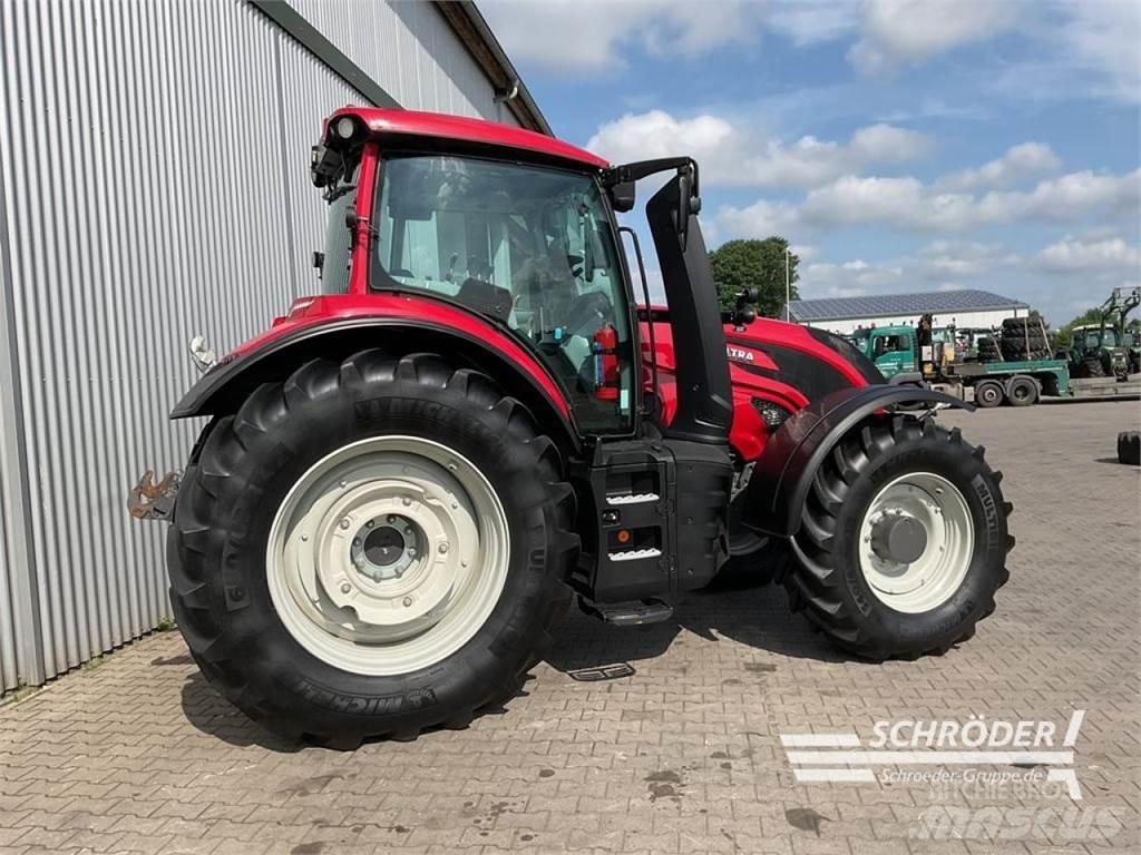Valtra T 235 A 曳引機