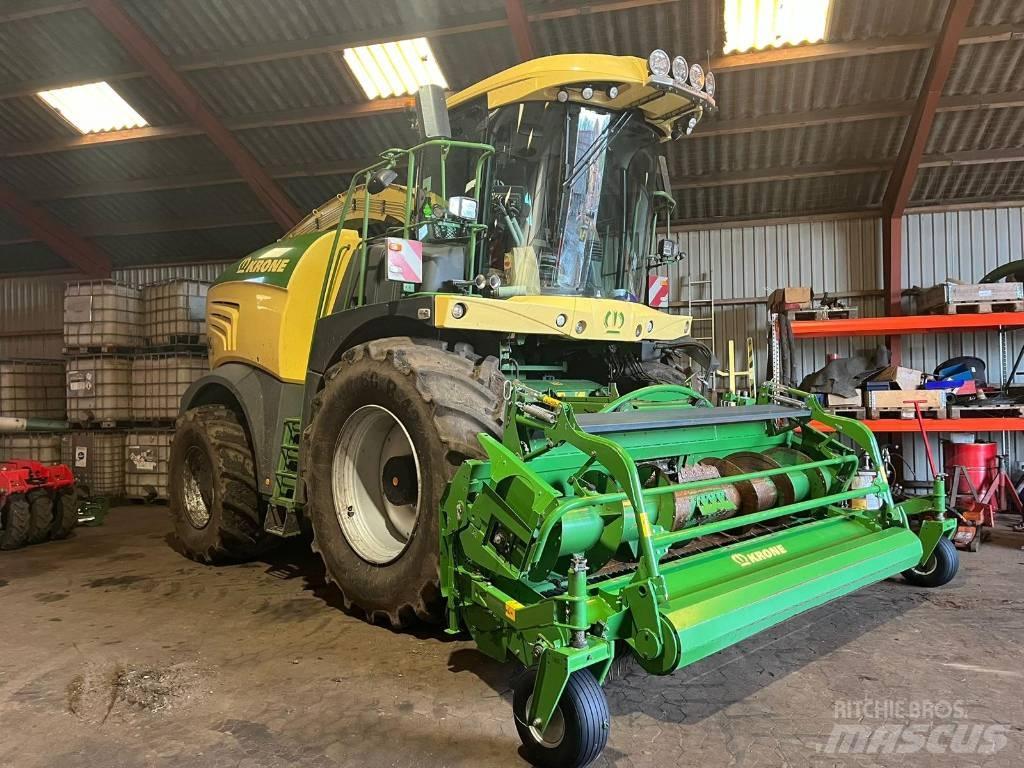Krone BIG X 630 自走式飼料採集機