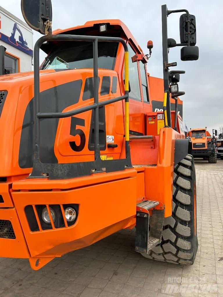 Doosan DA 30 鉸接式起吊車