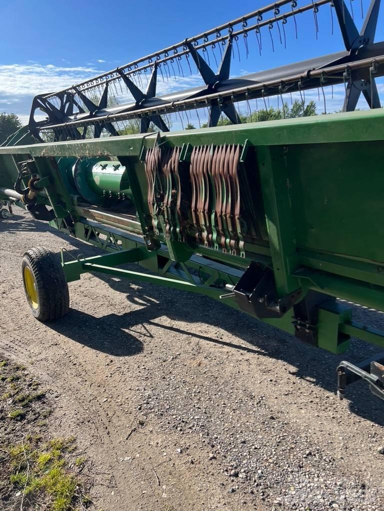 John Deere 9780 CTS 聯合收穫機