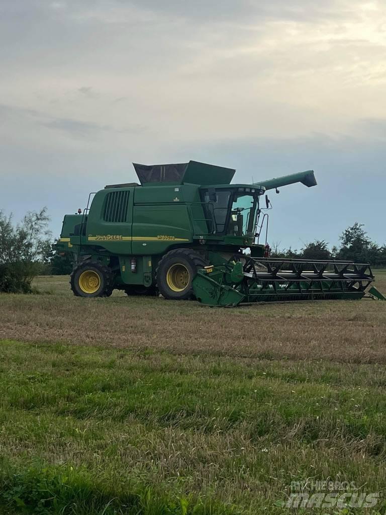 John Deere 9780 CTS 聯合收穫機