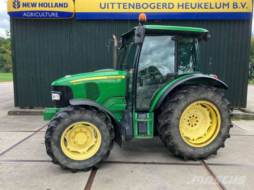 John Deere 5100 R 曳引機