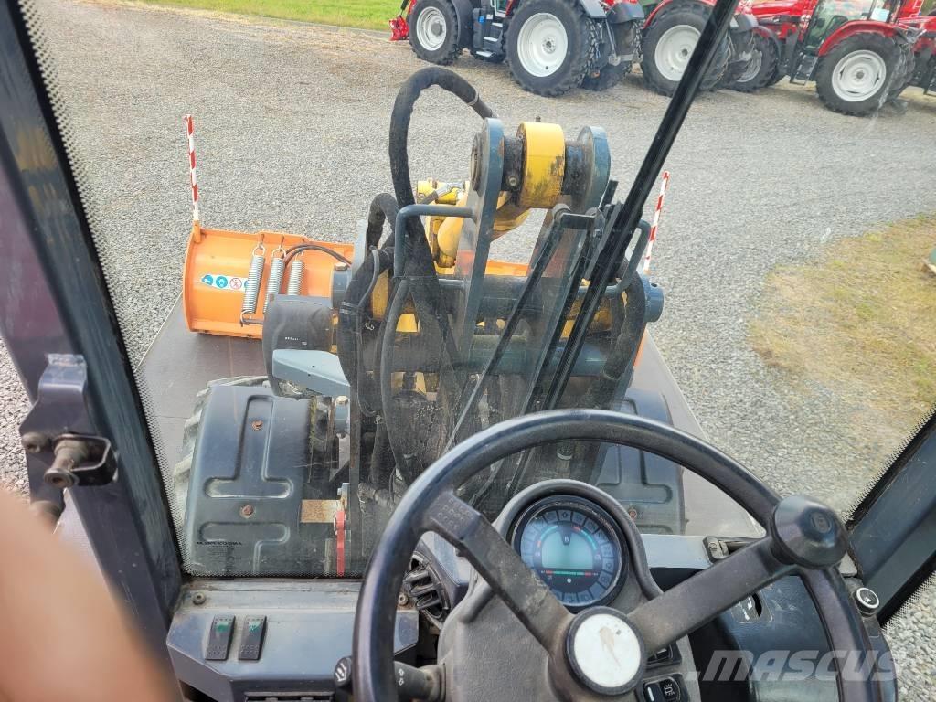 Gehl 340 多功能裝載機