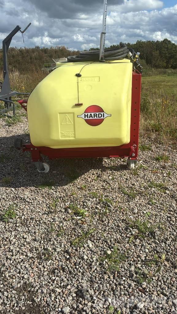 Hardi Fronttank 承載式噴霧機