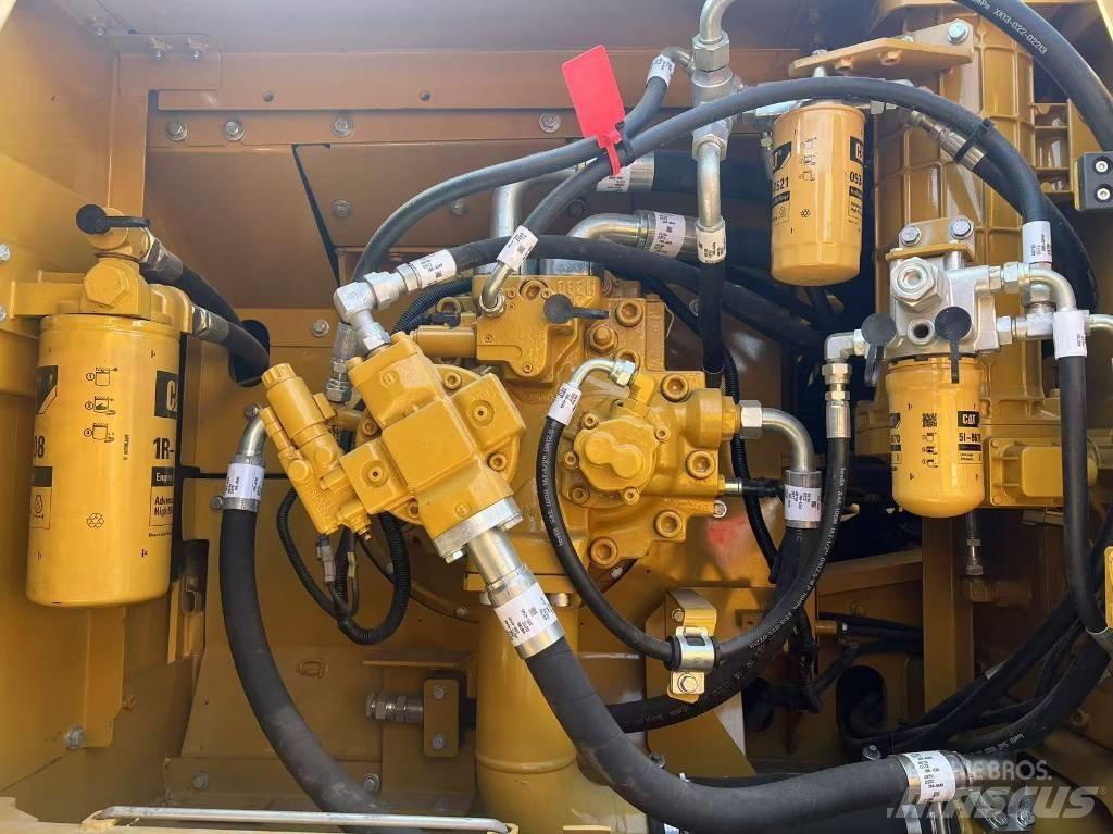 CAT 330 D 履帶式 挖土機/掘鑿機/挖掘機