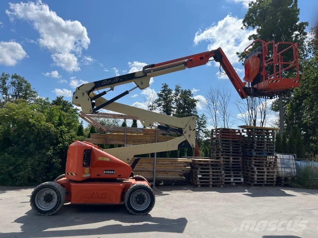 JLG E 450 AJ 曲臂高空作業車