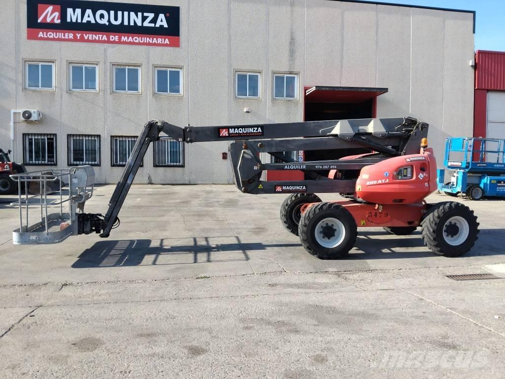 Manitou 200 ATJ 曲臂高空作業車
