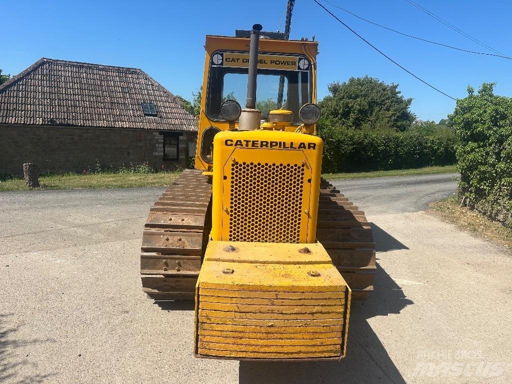 CAT D4d 曳引機