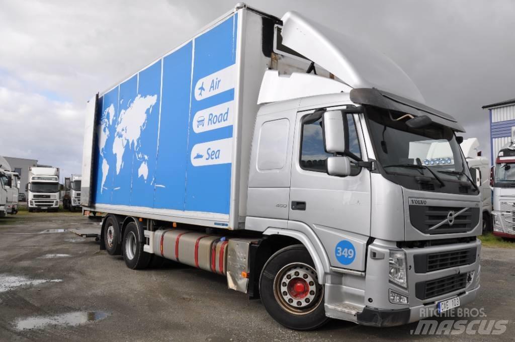 Volvo FM 6X2 貨箱式卡車