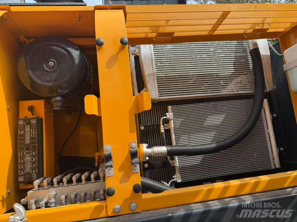 Hyundai 305 履帶式 挖土機/掘鑿機/挖掘機