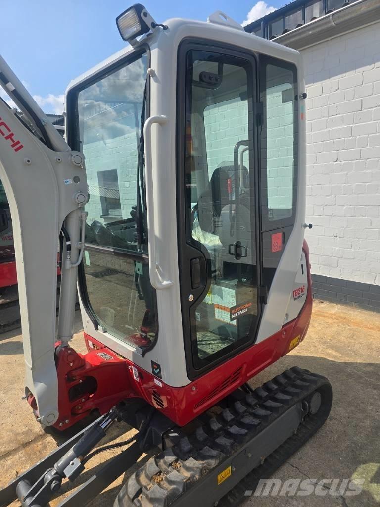 Takeuchi TB 216 A 小型挖土機/掘鑿機<7t(小型挖掘機)