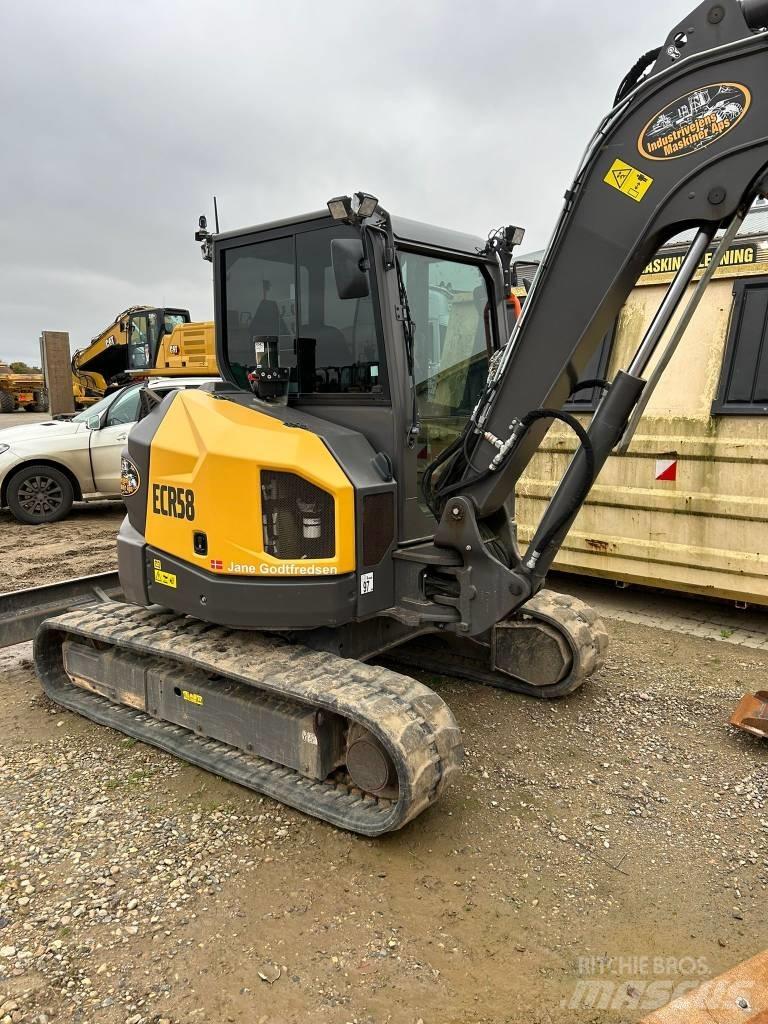 Volvo ECR58 F 小型挖土機/掘鑿機<7t(小型挖掘機)