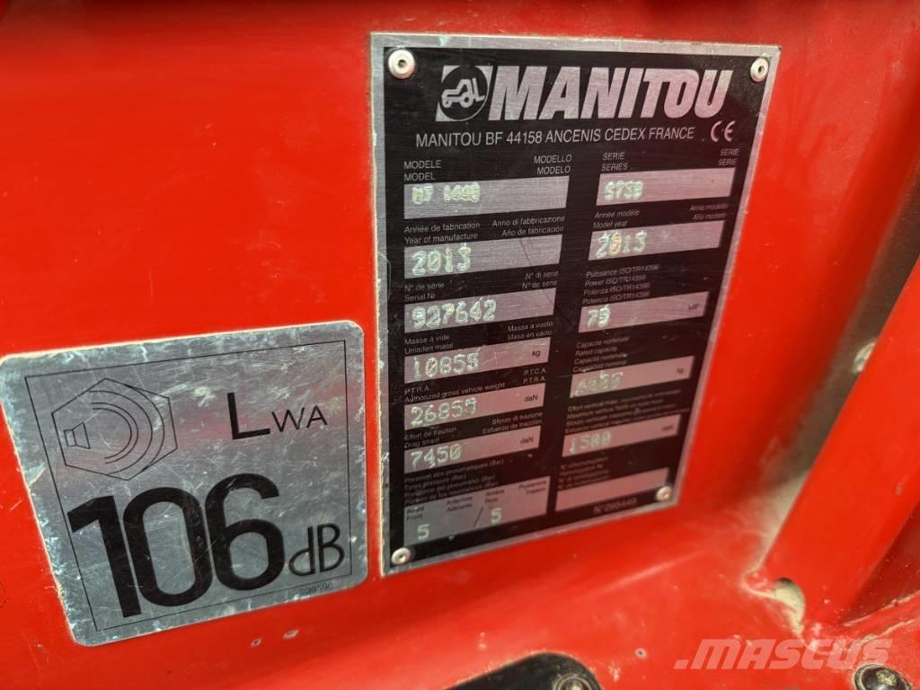 Manitou MT 1440 伸縮臂操作車