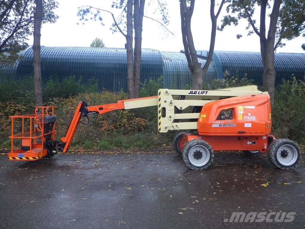 JLG EC520AJ 曲臂高空作業車