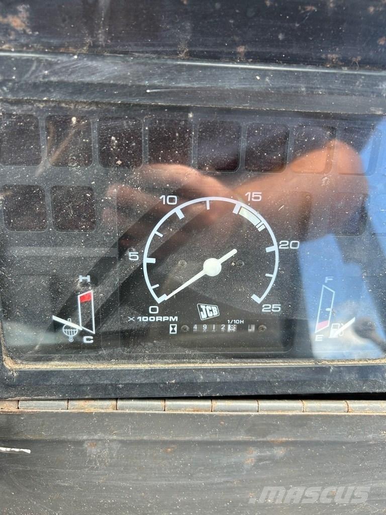 JCB 3 CX 反鏟裝載機