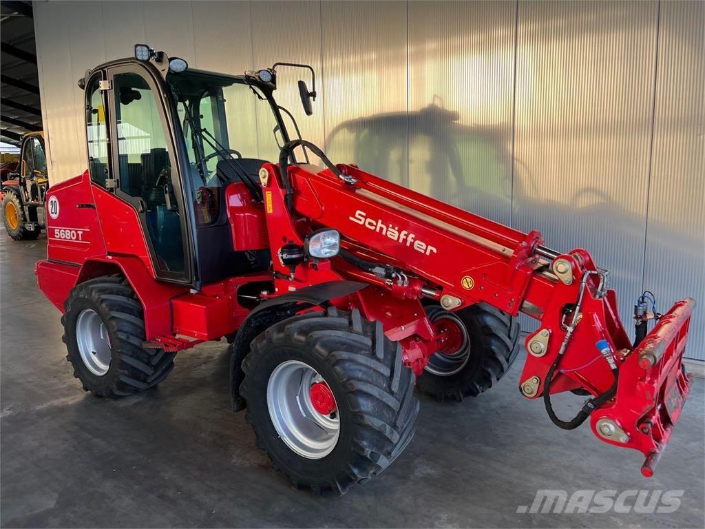 Schäffer 5680 T 輪胎式裝載機