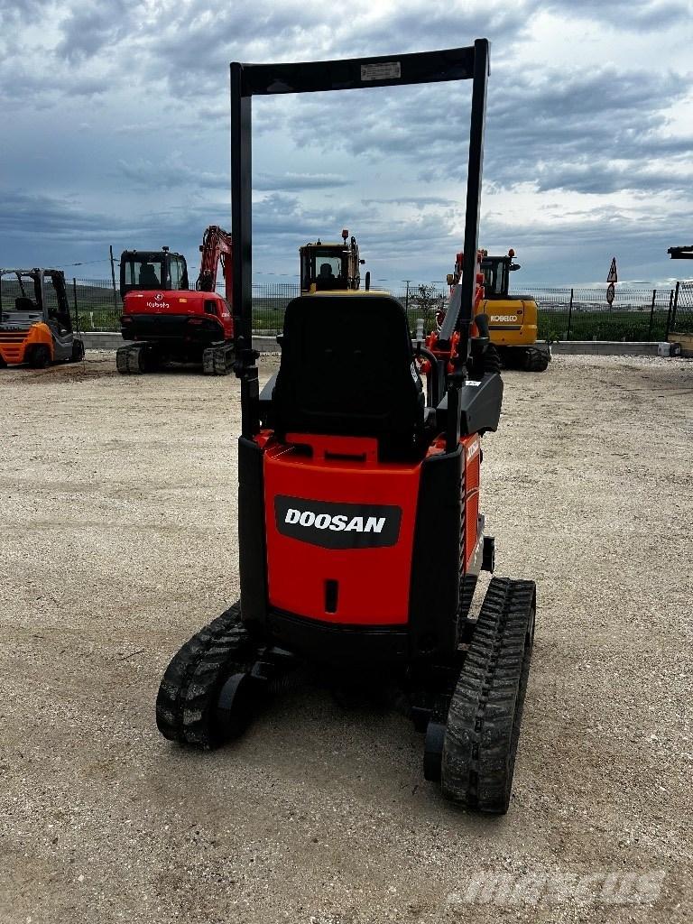 Doosan DX 10 Z 小型挖土機/掘鑿機<7t(小型挖掘機)