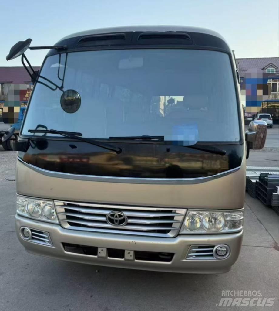 Toyota Coaster 公路客運汽車