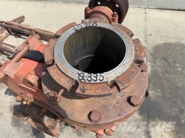 Warman dredge pump. 挖泥船
