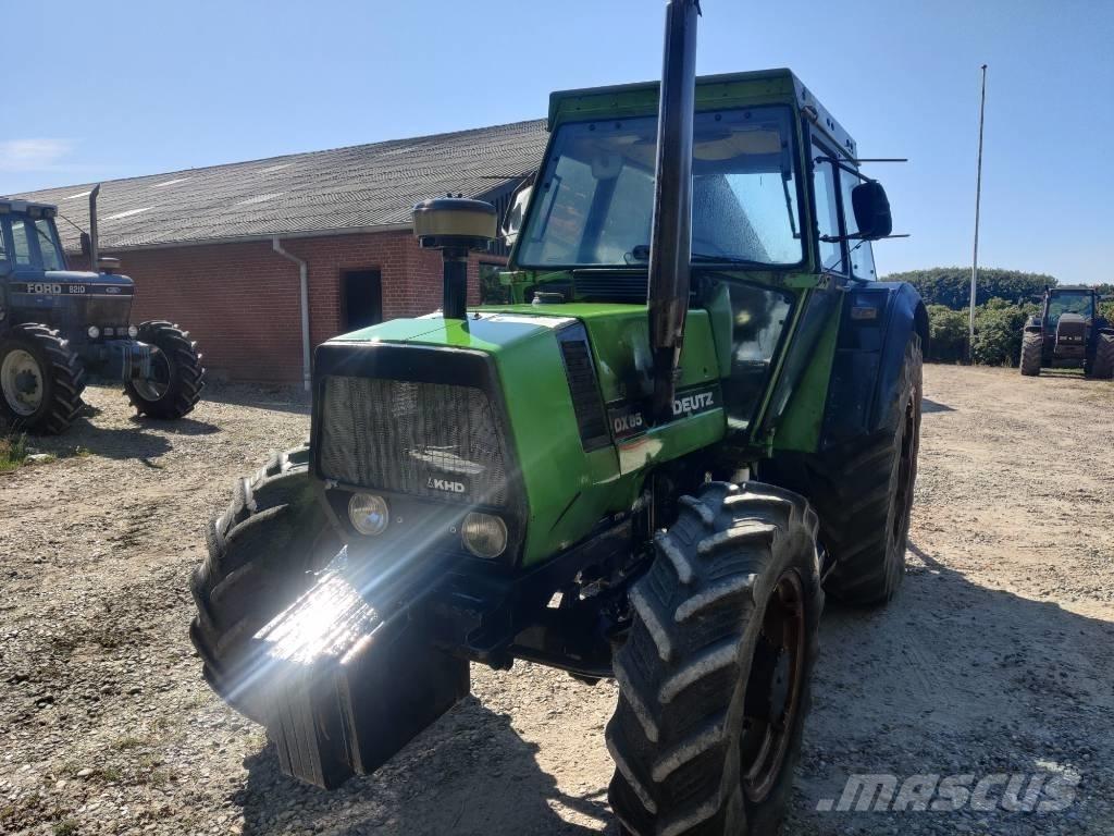 Deutz DX 85 ALLRAD 曳引機
