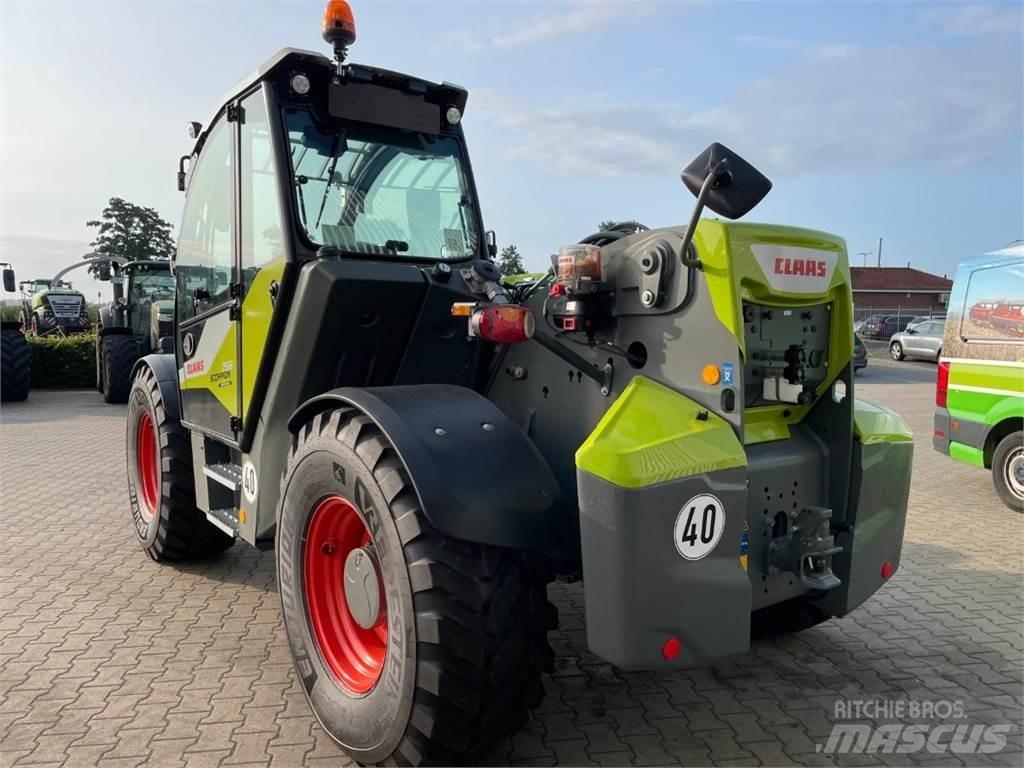 CLAAS Scorpion 756 伸縮臂操作車