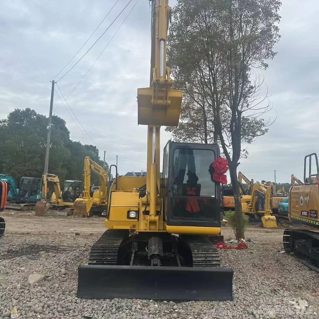 Komatsu PC 70 小型挖土機/掘鑿機<7t(小型挖掘機)