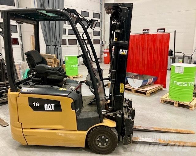 CAT EP 16 ACNT 電動堆高機