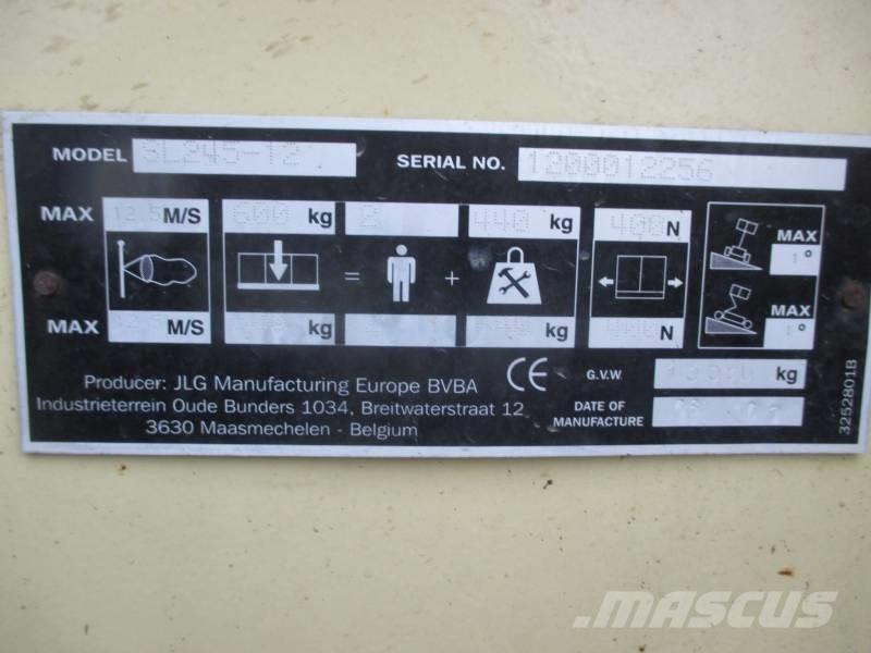 JLG Liftlux 245-12 剪式升降機
