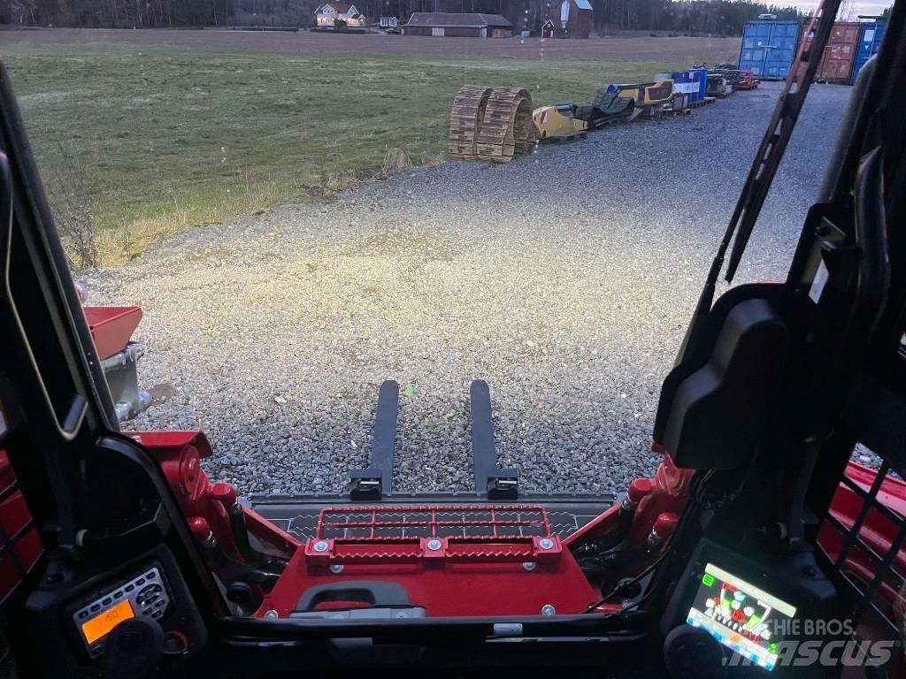 Takeuchi TL12-V2 滑移轉向裝載機