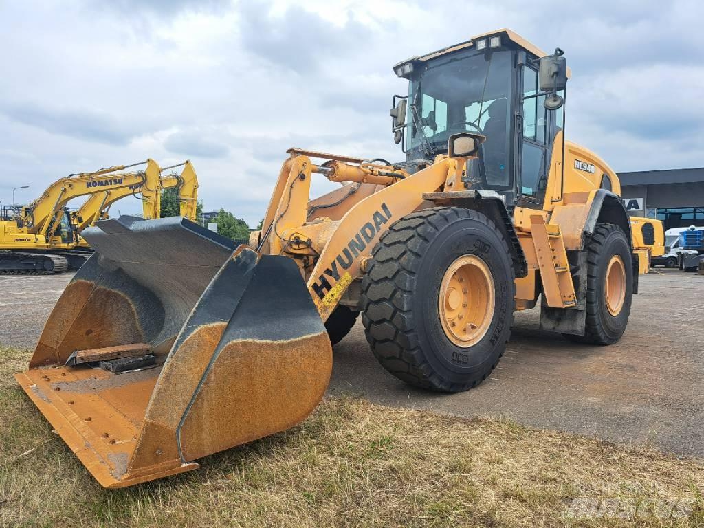 Hyundai HL940 輪胎式裝載機