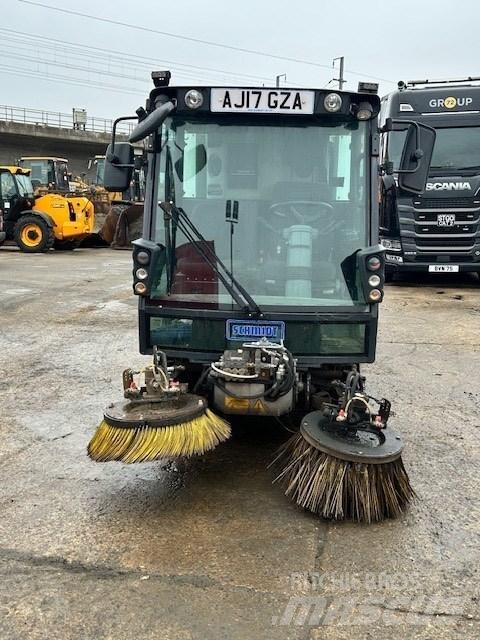 Schmidt Compact 200 掃倉機