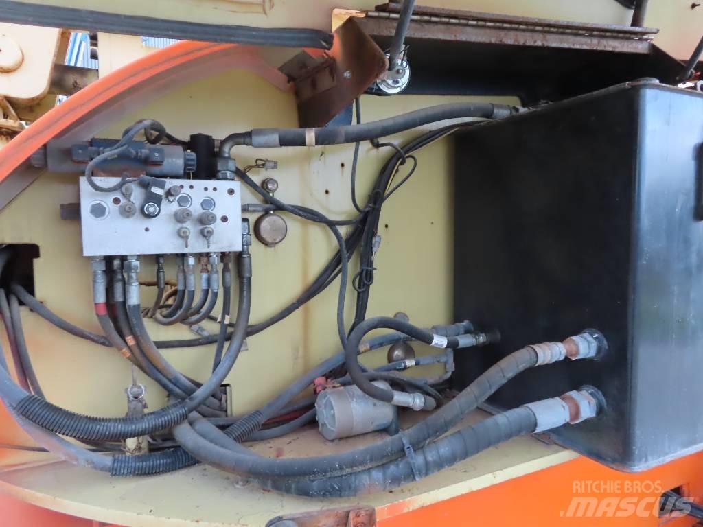 JLG 860 SJ 伸縮臂高空作業車