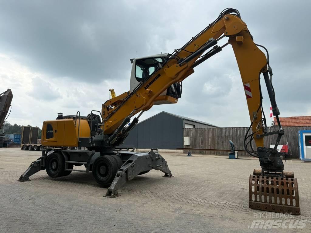 Liebherr LH 22 M 廢棄物/工業用操作車