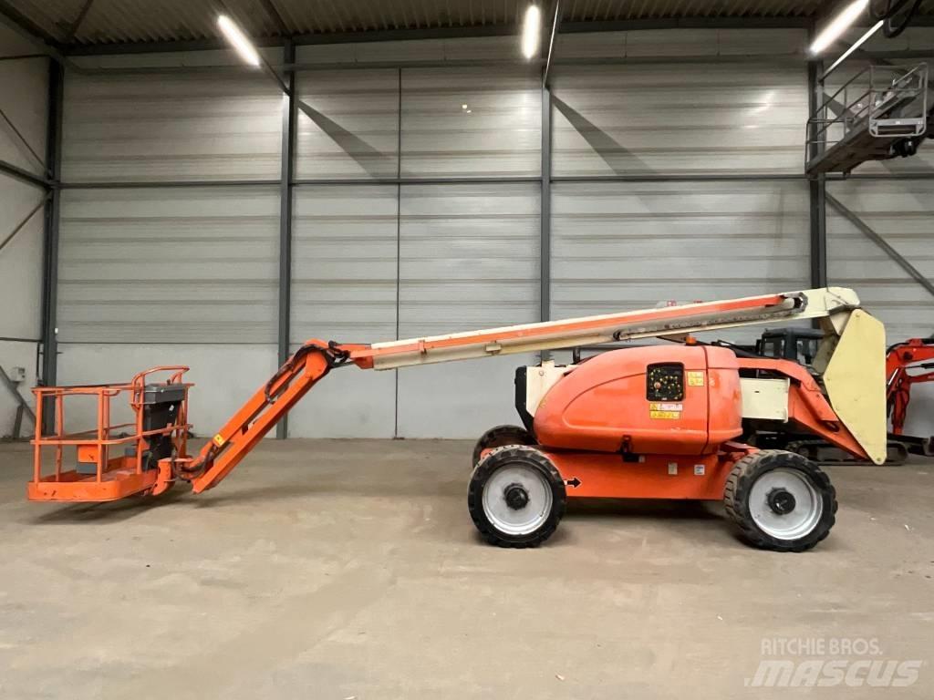 JLG 600 AJ 曲臂高空作業車